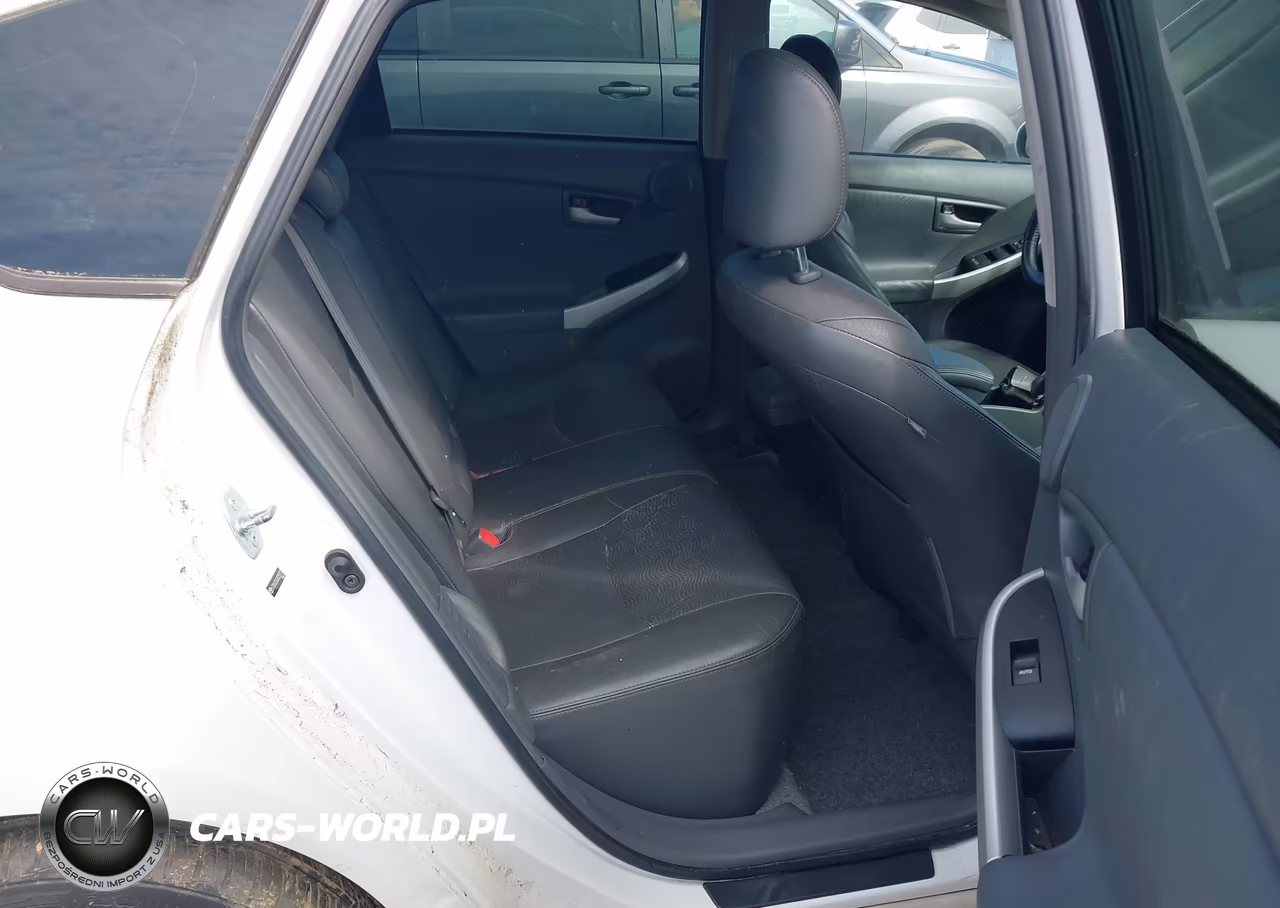 2011 Toyota Prius Four VIN:JTDKN3DU0B0252777 - 8