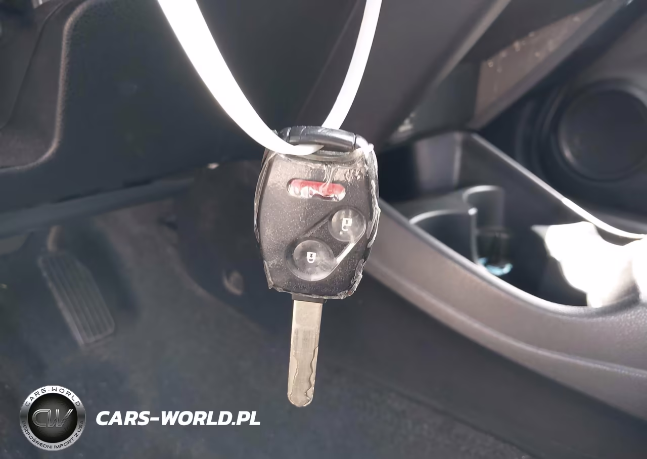 2011 Honda Fit Sport VIN:JHMGE8H5XBS000494 - 11