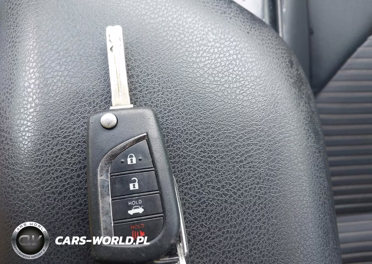 2020 Toyota Camry Se VIN:4T1G11AKXLU897127 - 11