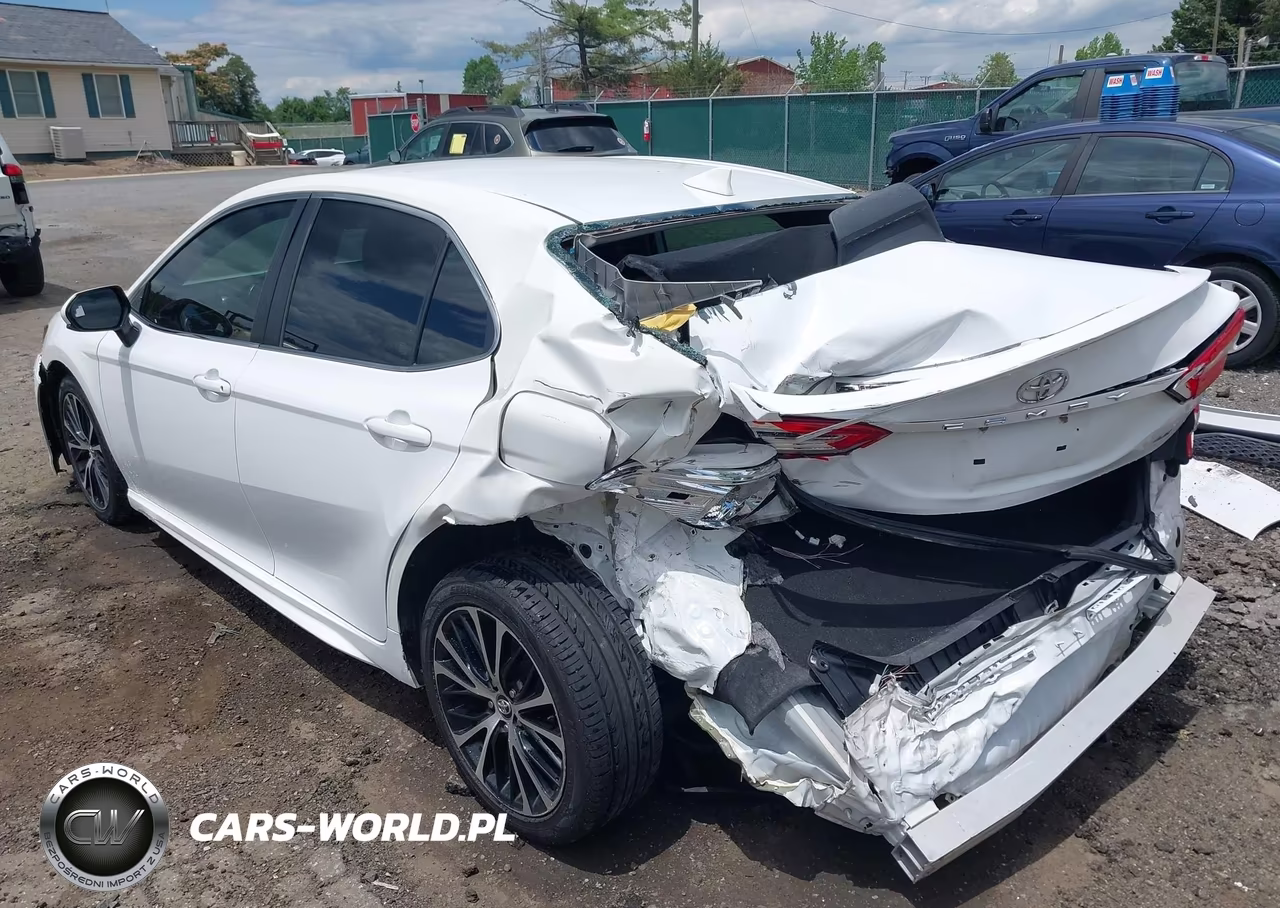2020 Toyota Camry Se VIN:4T1G11AKXLU897127 - 6