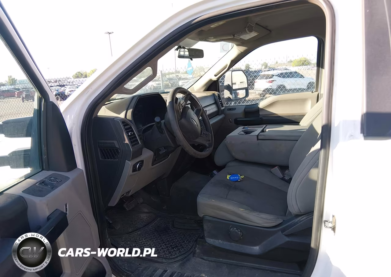 2019 Ford F-550 Chassis Xl-Xlt VIN:1FDUF5HT5KEG74691 - 7