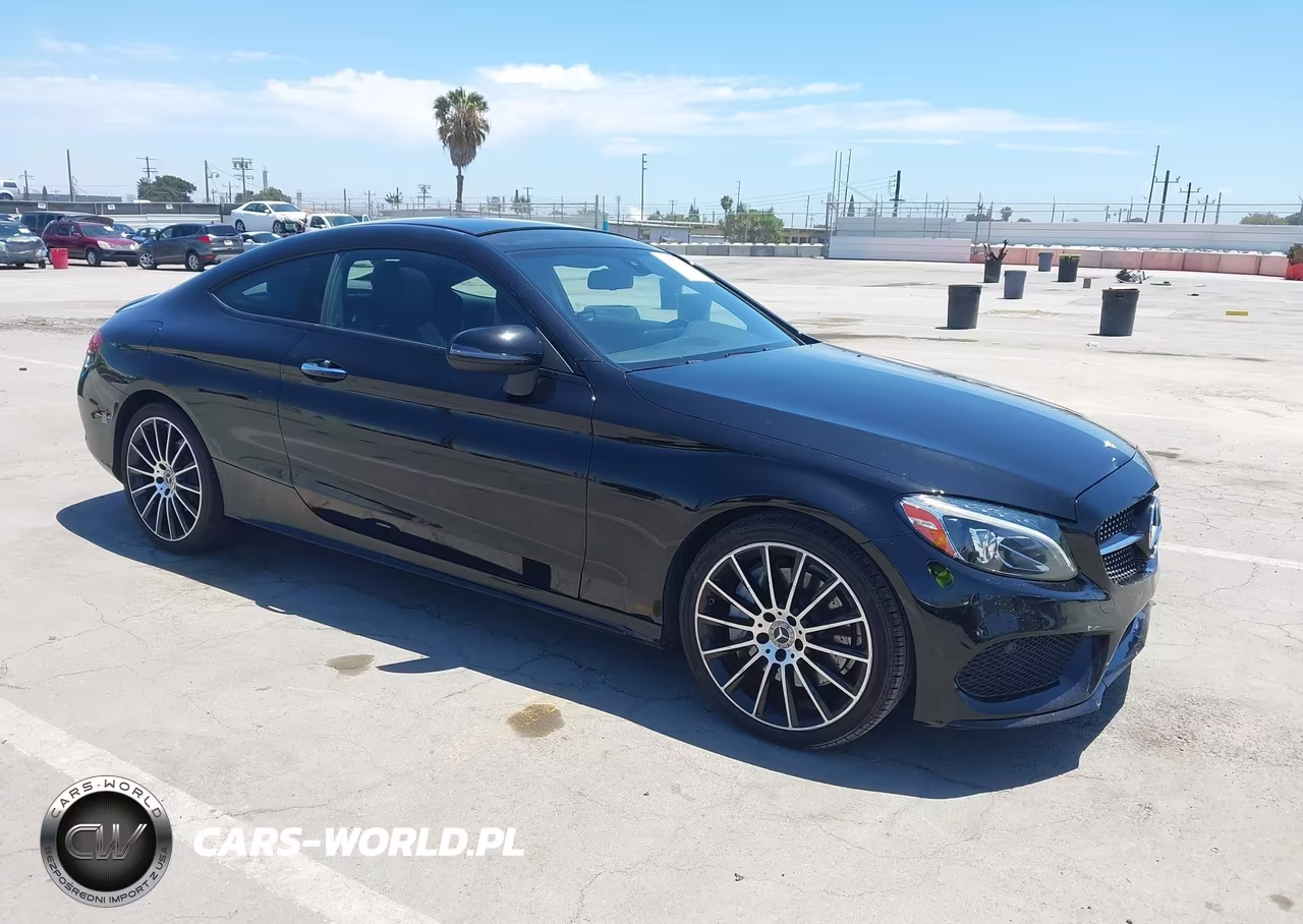 2017 Mercedes-Benz C 300 – zdjęcie 1 z 16