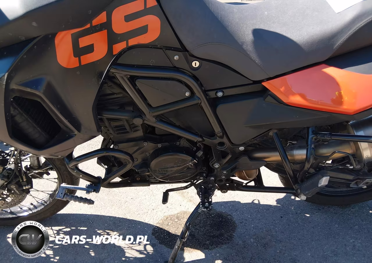 2010 BMW F800 Gs VIN:WB1022905AZU02020 - 9