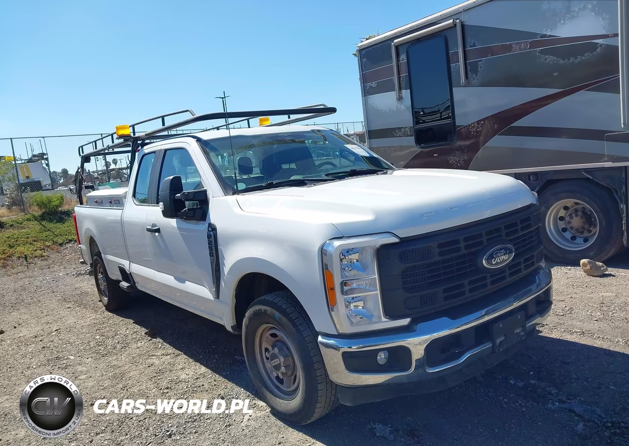 2023 Ford F-250 Xl – zdjęcie 1 z 16