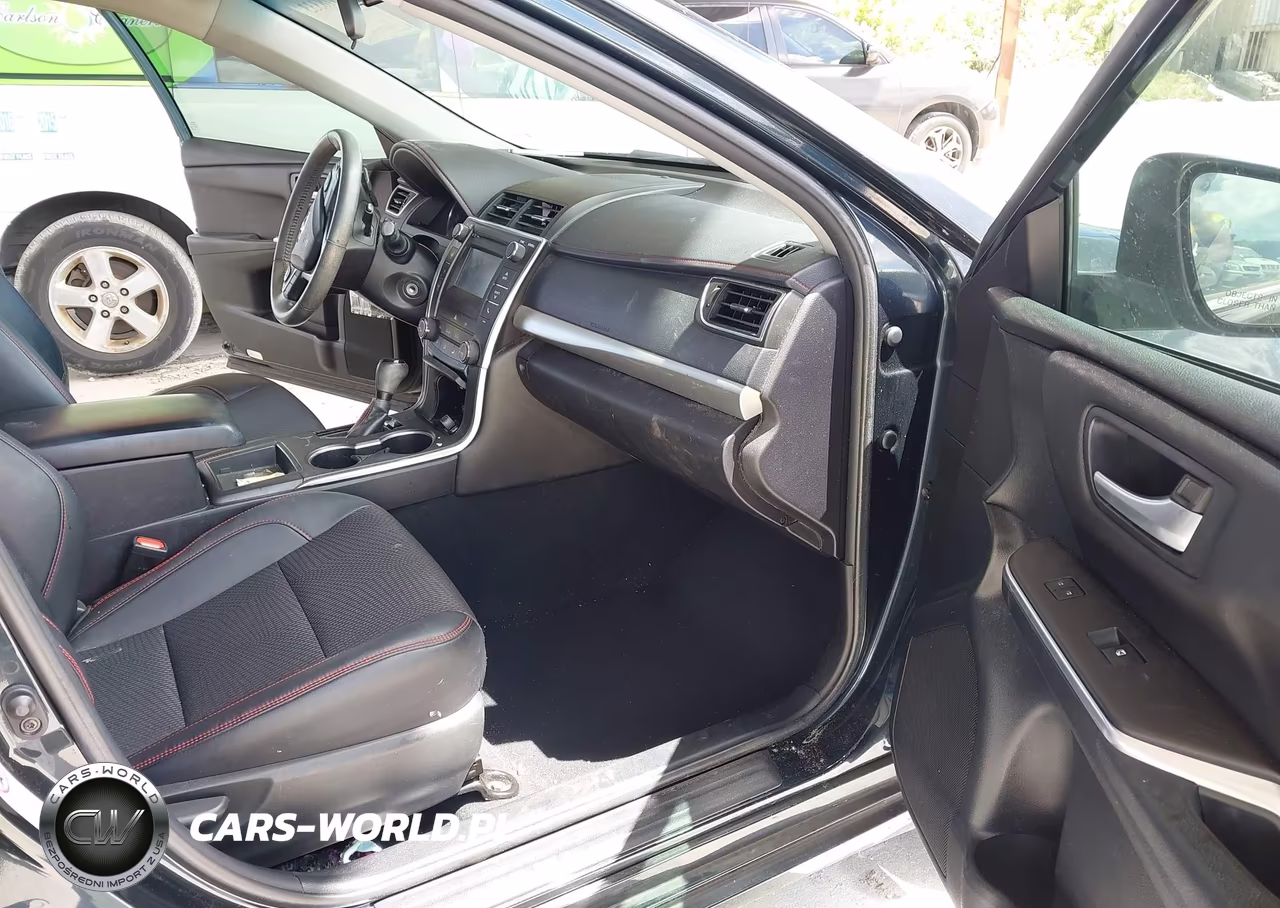 2016 Toyota Camry Se VIN:4T1BF1FK4GU256064 - 5