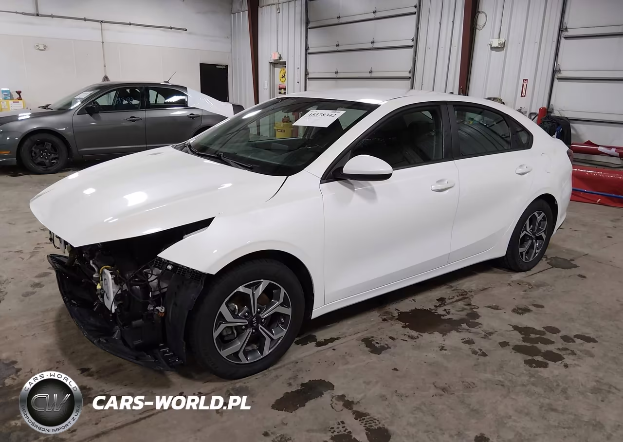 2021 Kia Forte Lxs VIN:3KPF24AD0ME410811 - 2