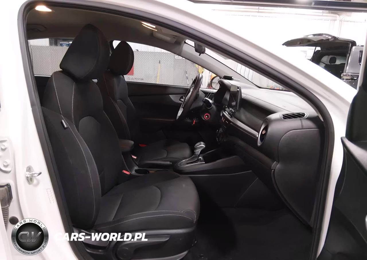 2021 Kia Forte Lxs VIN:3KPF24AD0ME410811 - 5