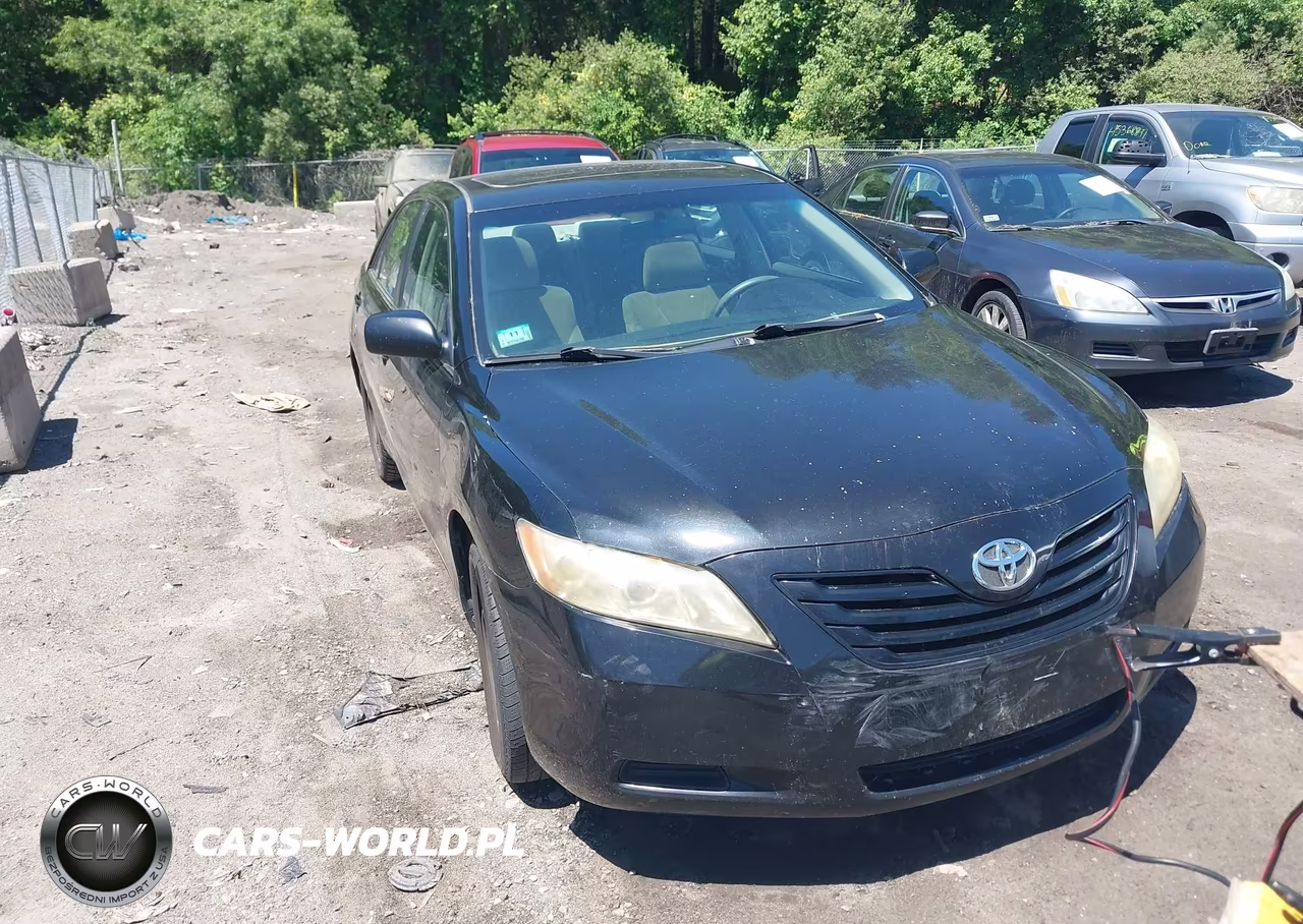 2008 Toyota Camry Le – zdjęcie 1 z 11