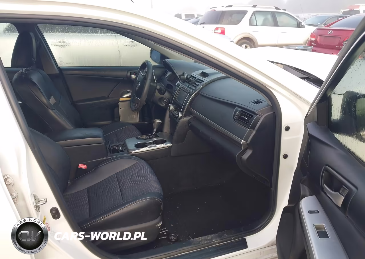 2014 Toyota Camry Se VIN:4T1BF1FK6EU741304 - 5