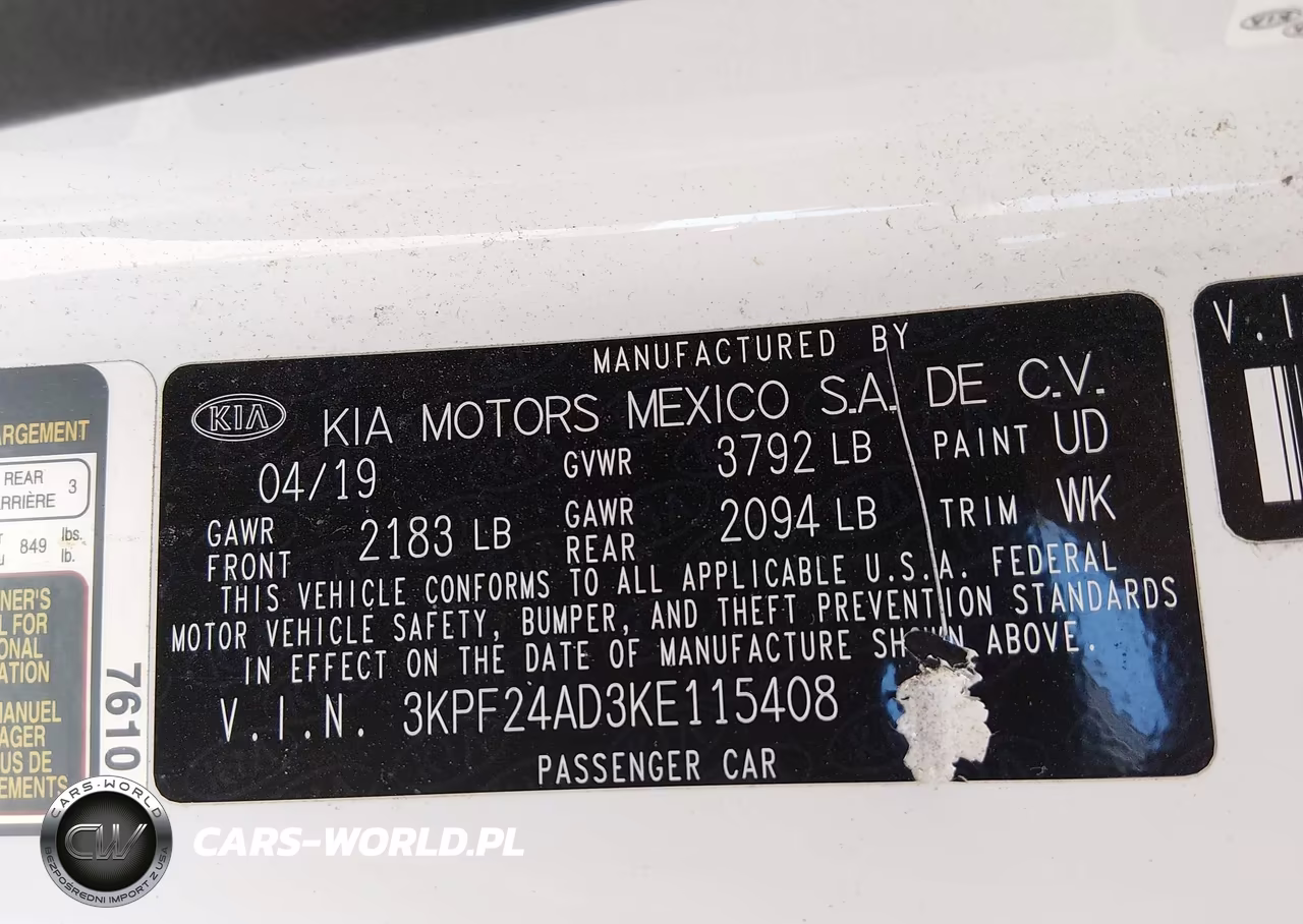 2019 Kia Forte Lxs VIN:3KPF24AD3KE115408 - 9