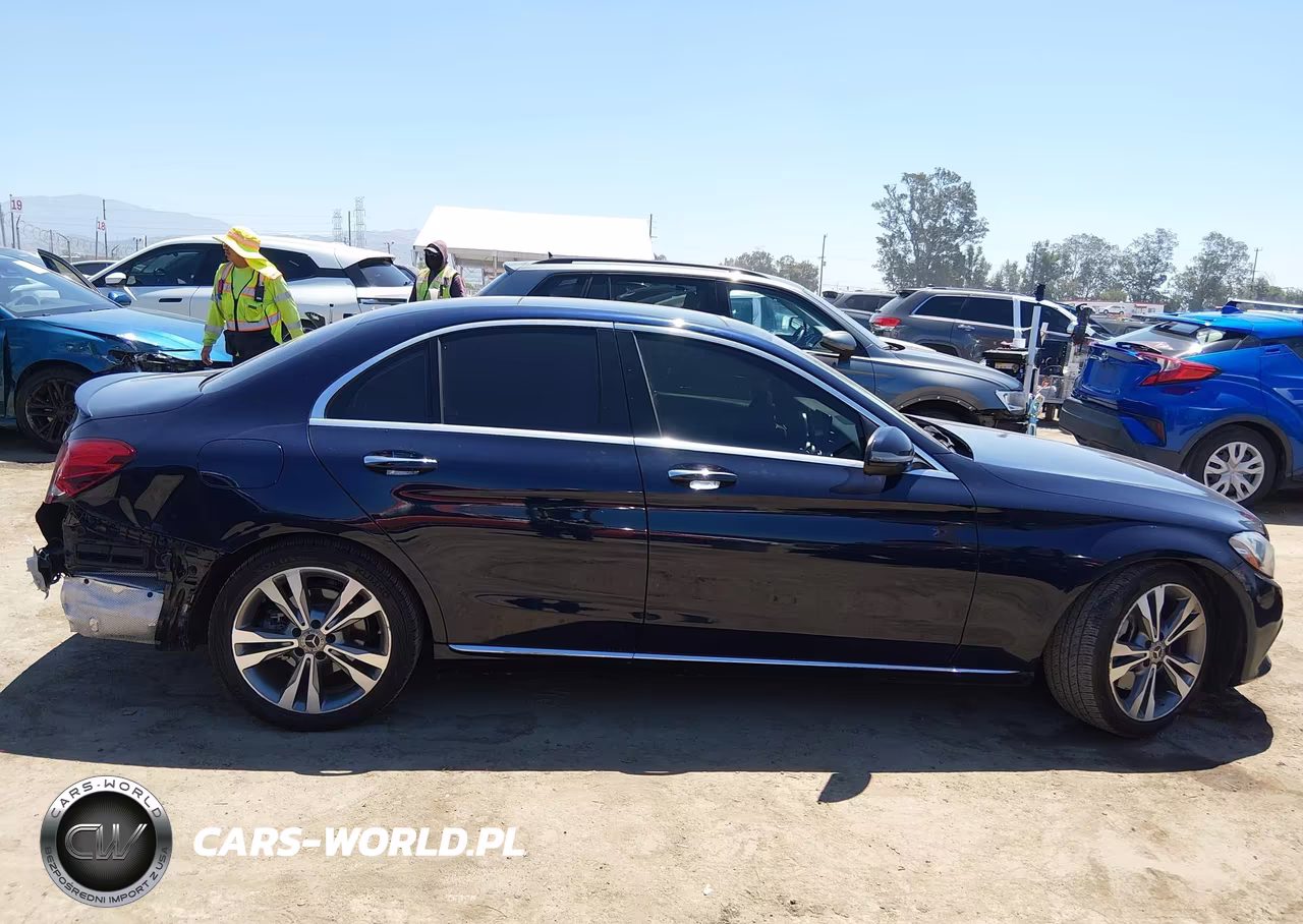2018 Mercedes-Benz C 300 VIN:55SWF4JB0JU282254 - 13