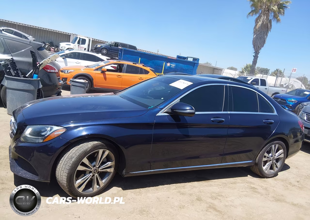 2018 Mercedes-Benz C 300 VIN:55SWF4JB0JU282254 - 14