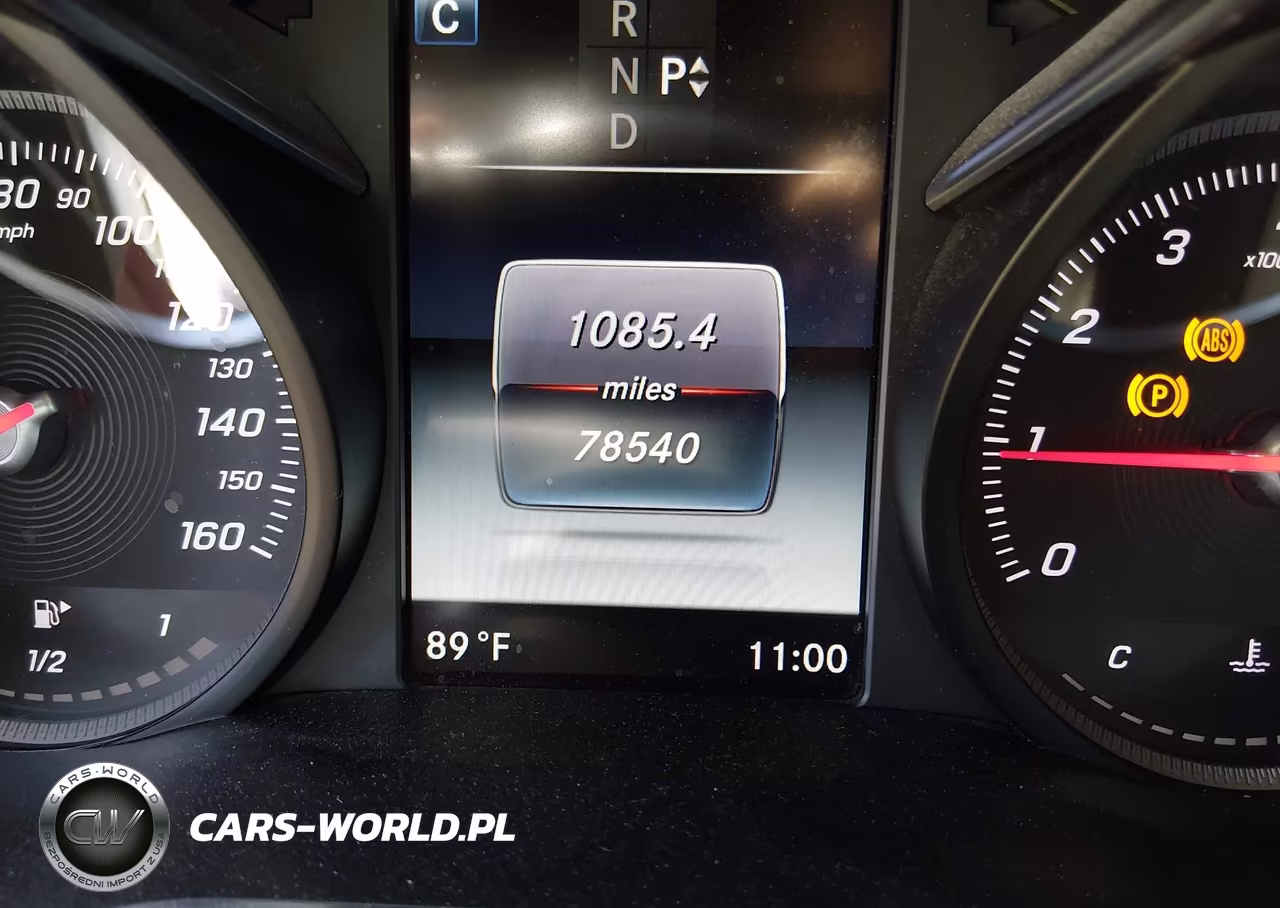 2018 Mercedes-Benz C 300 VIN:55SWF4JB0JU282254 - 15