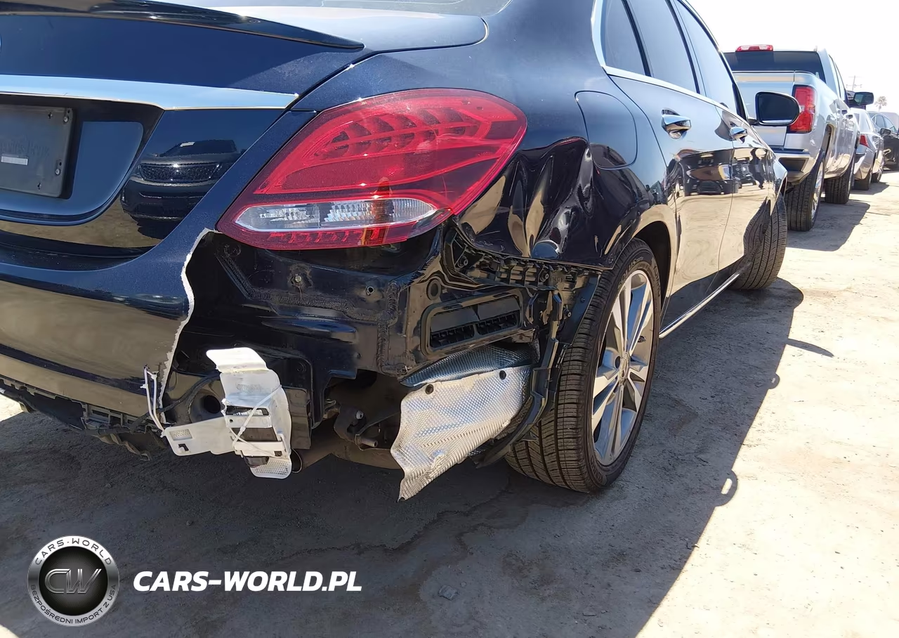 2018 Mercedes-Benz C 300 VIN:55SWF4JB0JU282254 - 6