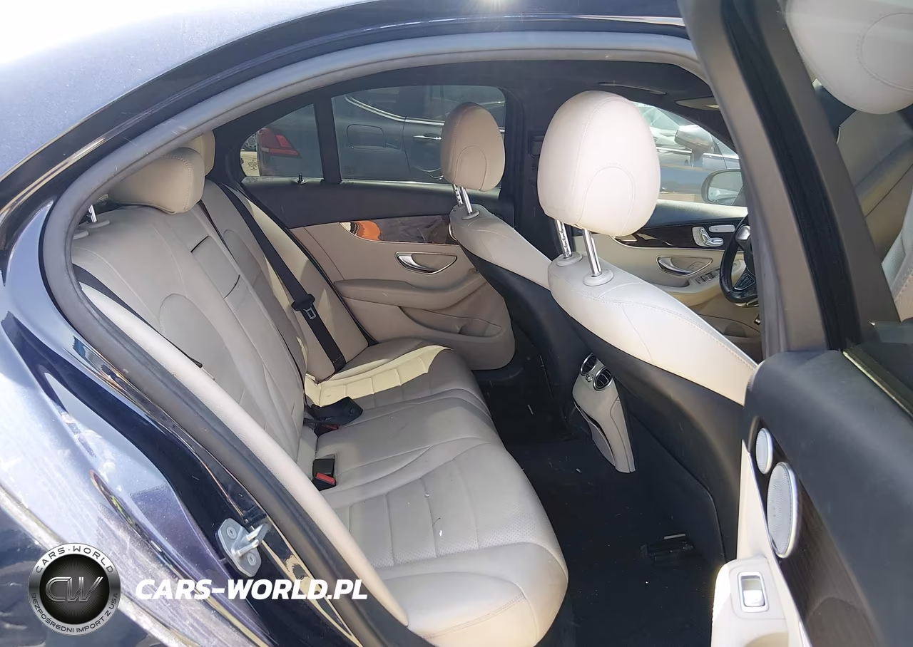2018 Mercedes-Benz C 300 VIN:55SWF4JB0JU282254 - 8