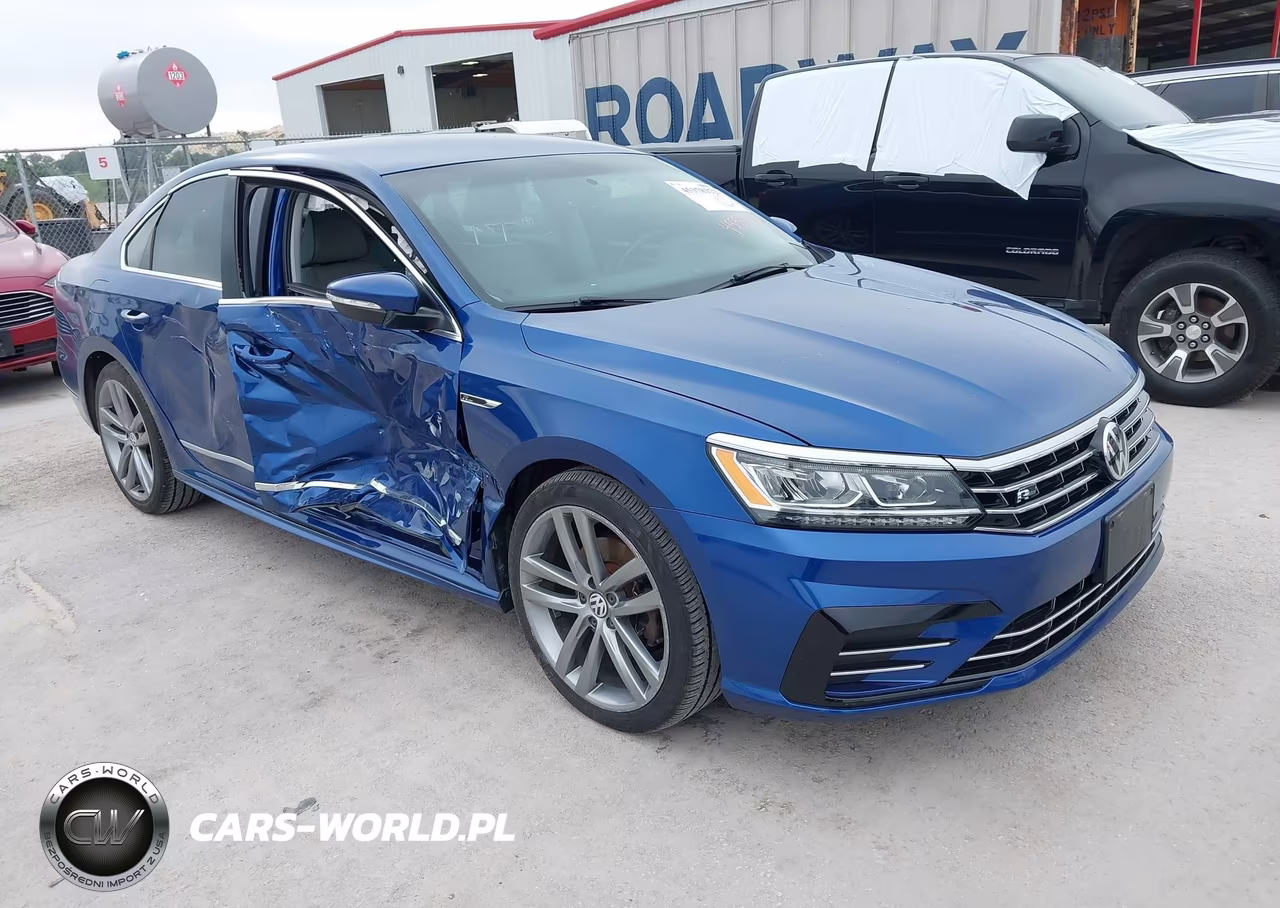 2017 Volkswagen Passat 1.8T R-Line – zdjęcie 1 z 18