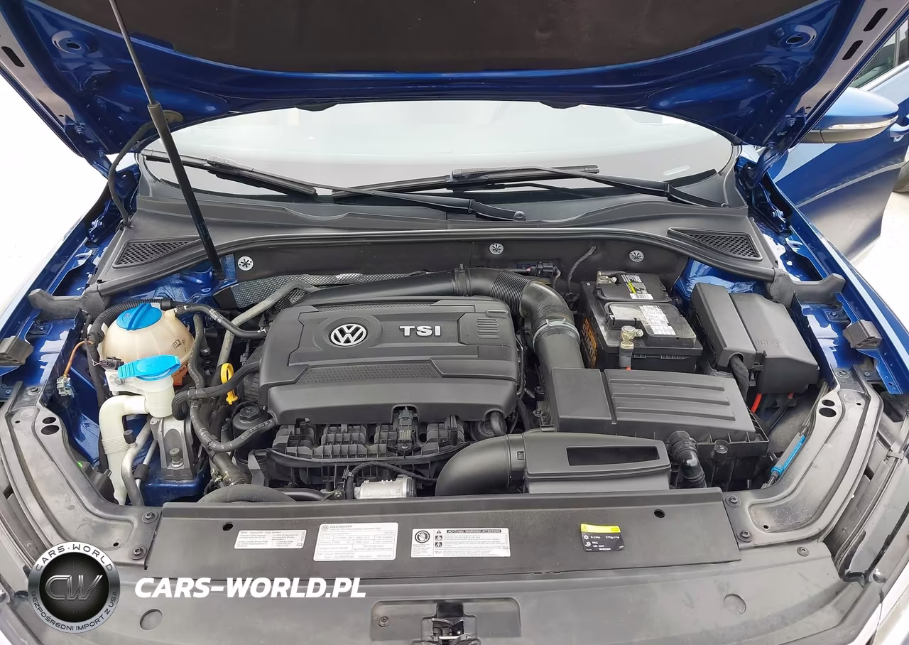 2017 Volkswagen Passat 1.8T R-Line VIN:1VWDT7A30HC002459 - 10