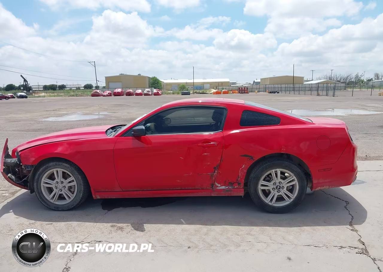 2014 Ford Mustang V6 VIN:1ZVBP8AM2E5237892 - 14