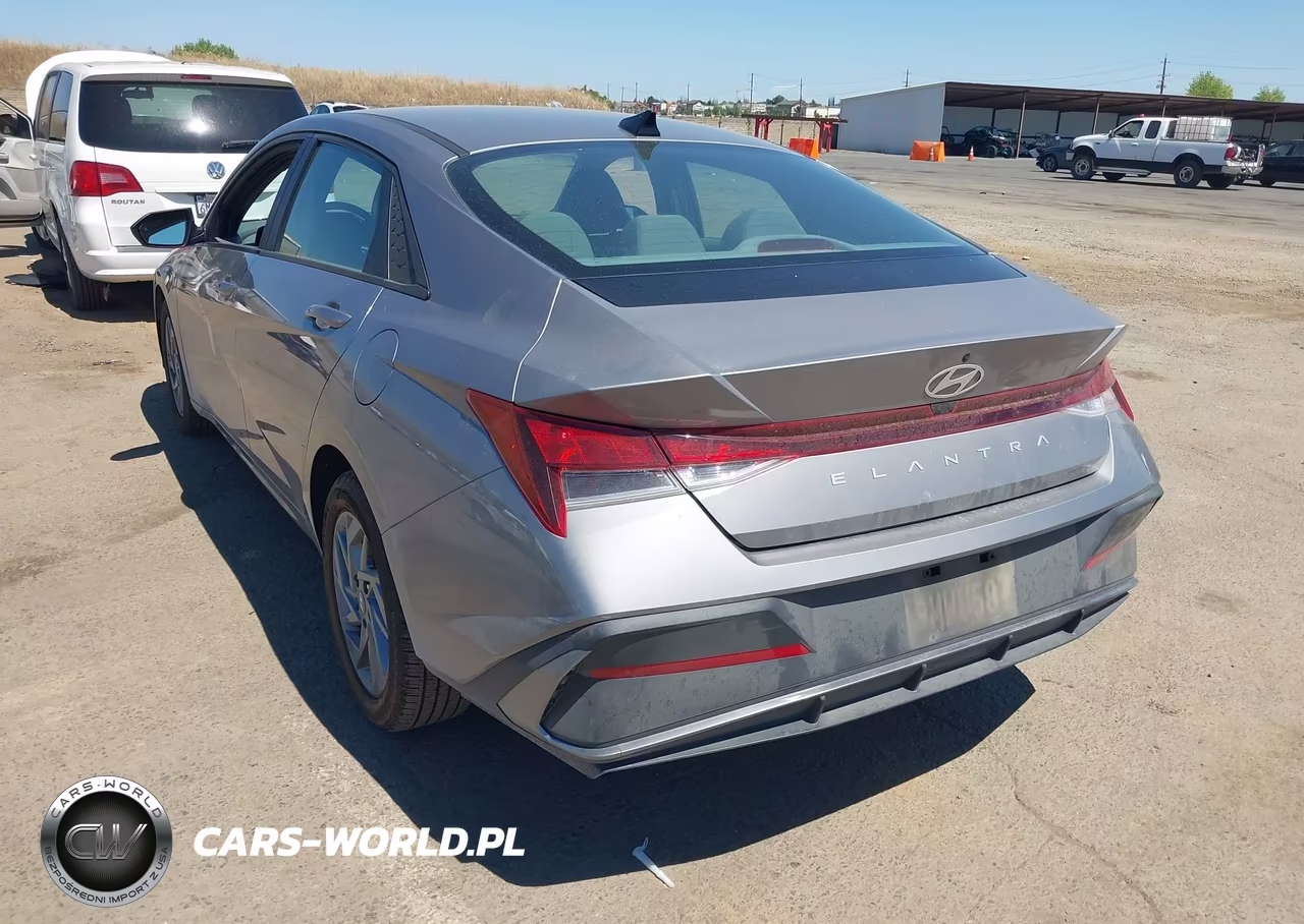 2024 Hyundai Elantra Sel VIN:KMHLM4DG0RU807846 - 3