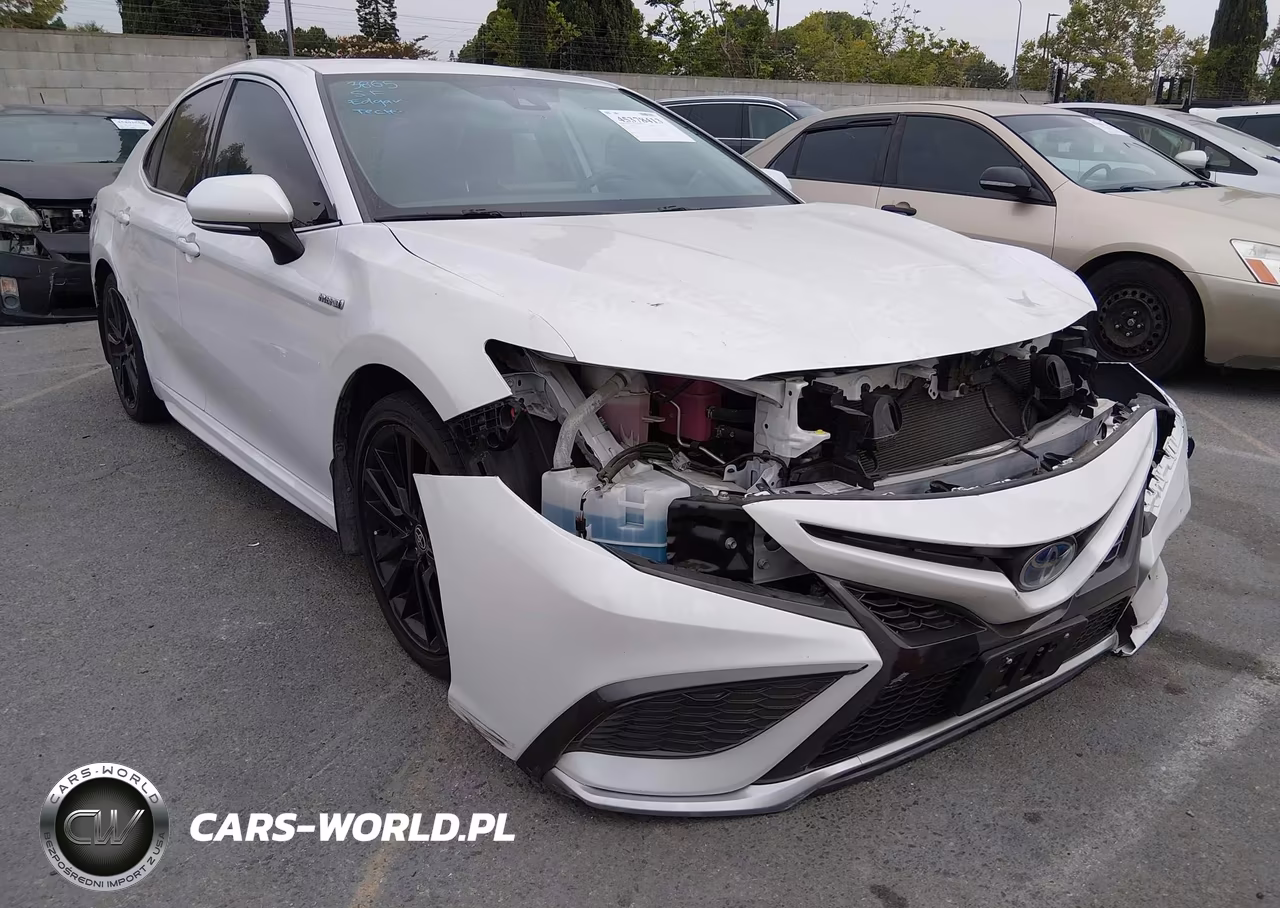 2021 Toyota Camry Xse Hybrid – zdjęcie 1 z 18