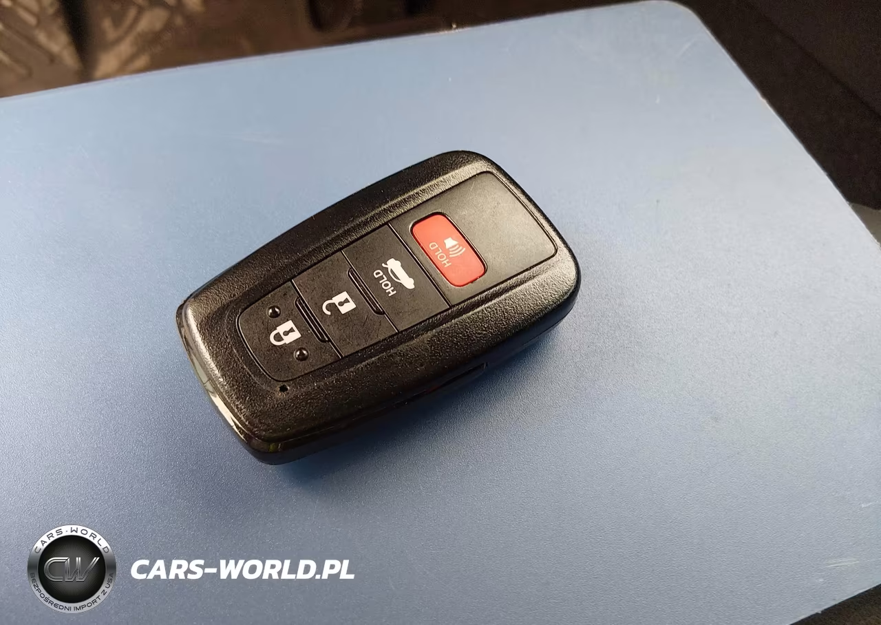 2021 Toyota Camry Xse Hybrid VIN:4T1K31AK2MU550686 - 11