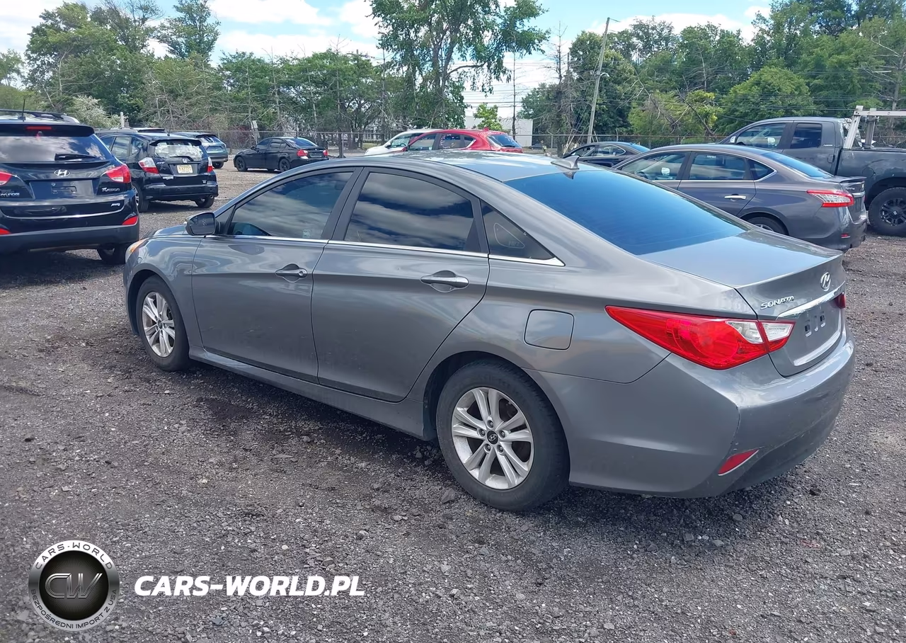 2014 Hyundai Sonata Gls VIN:5NPEB4AC5EH875083 - 3