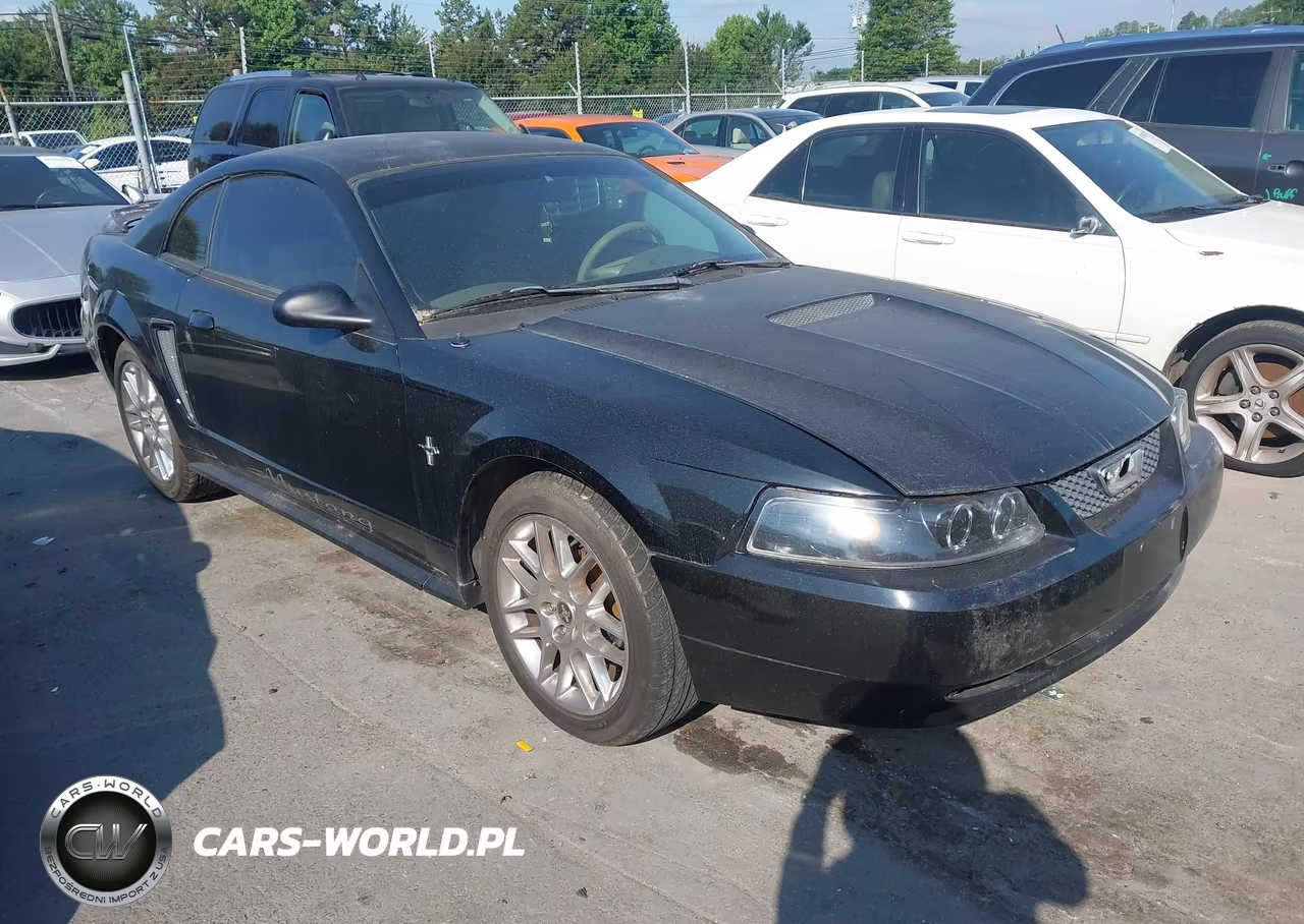 2000 Ford Mustang