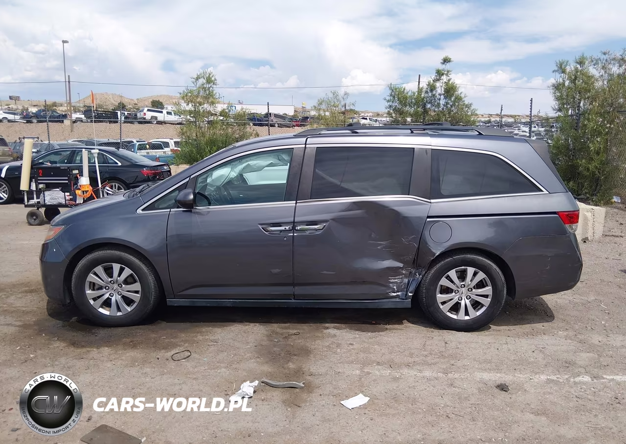 2016 Honda Odyssey Se VIN:5FNRL5H36GB096996 - 14