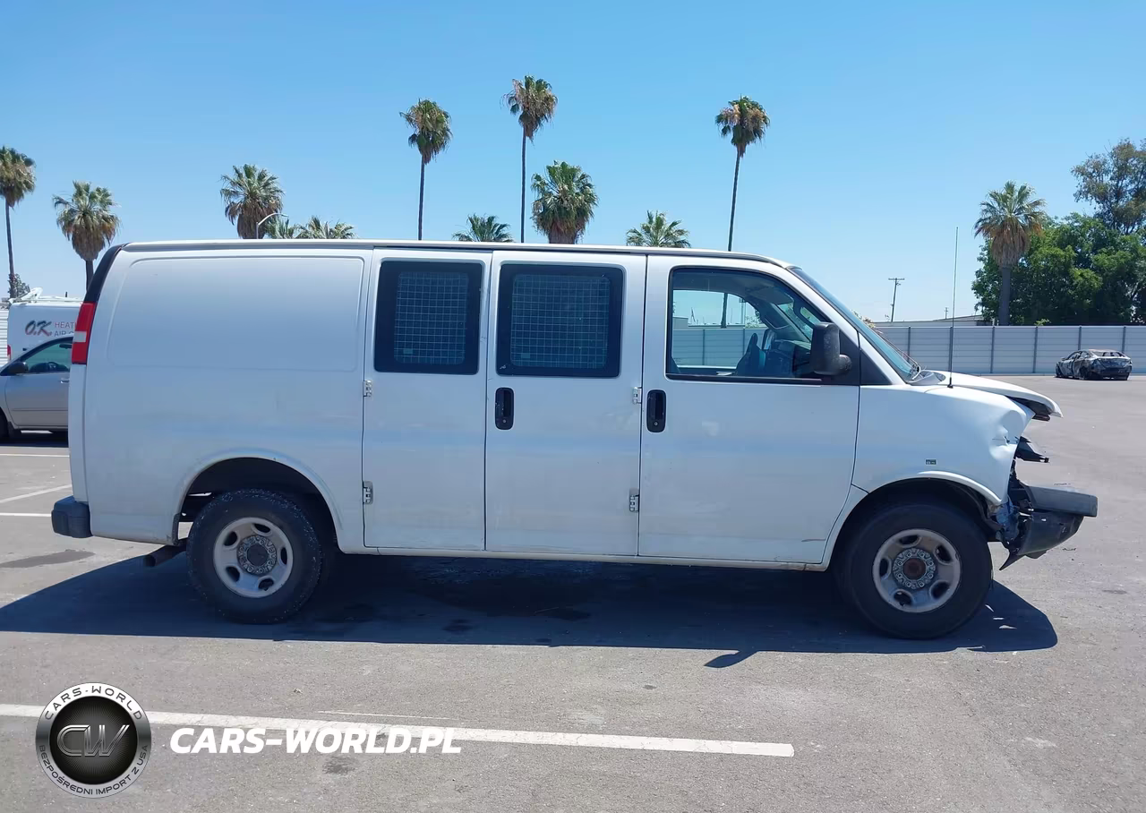 2018 Chevrolet Express 2500 Work Van VIN:1GCWGAFP7J1182159 - 15