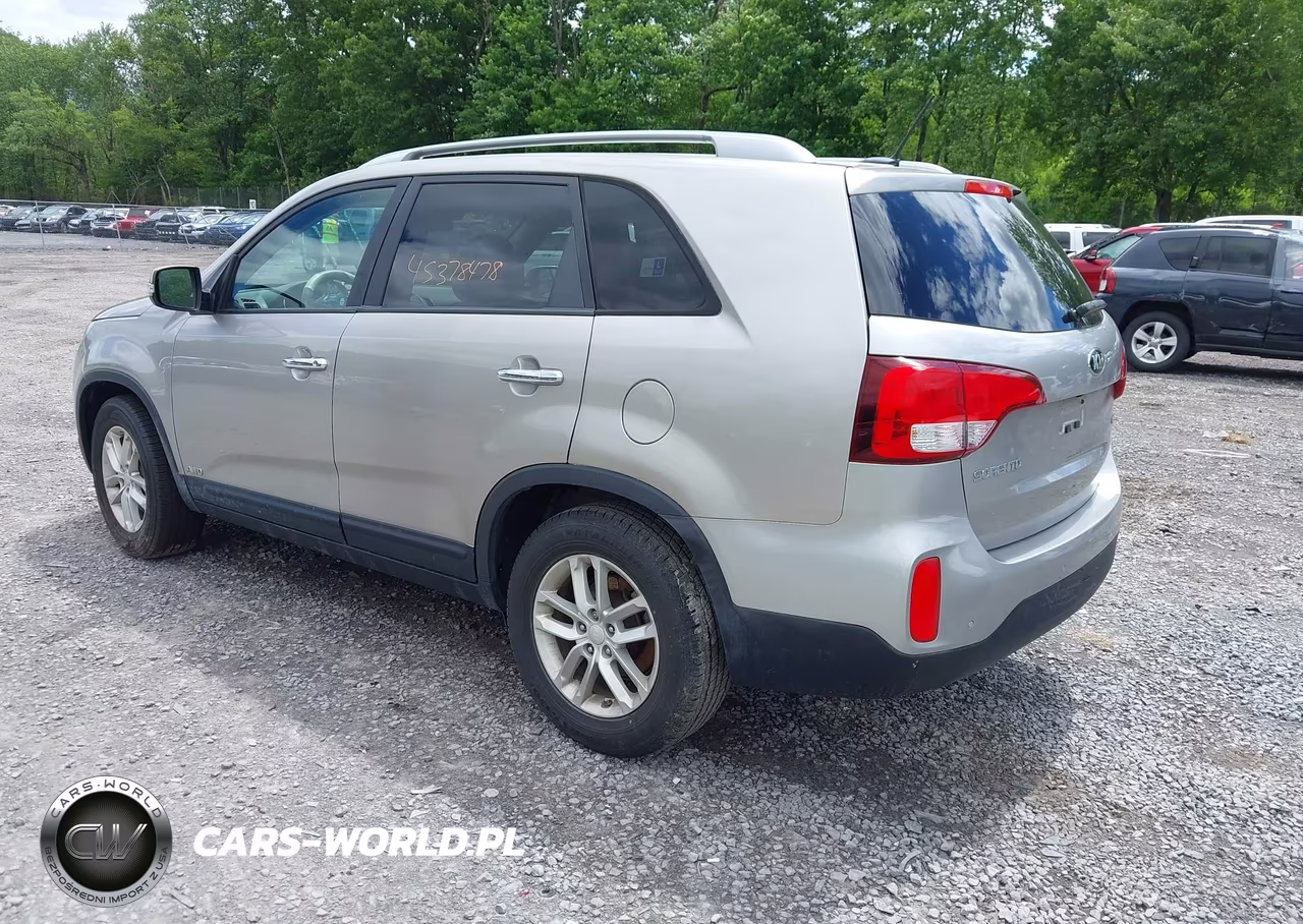 2015 Kia Sorento Lx VIN:5XYKTCA62FG654974 - 3