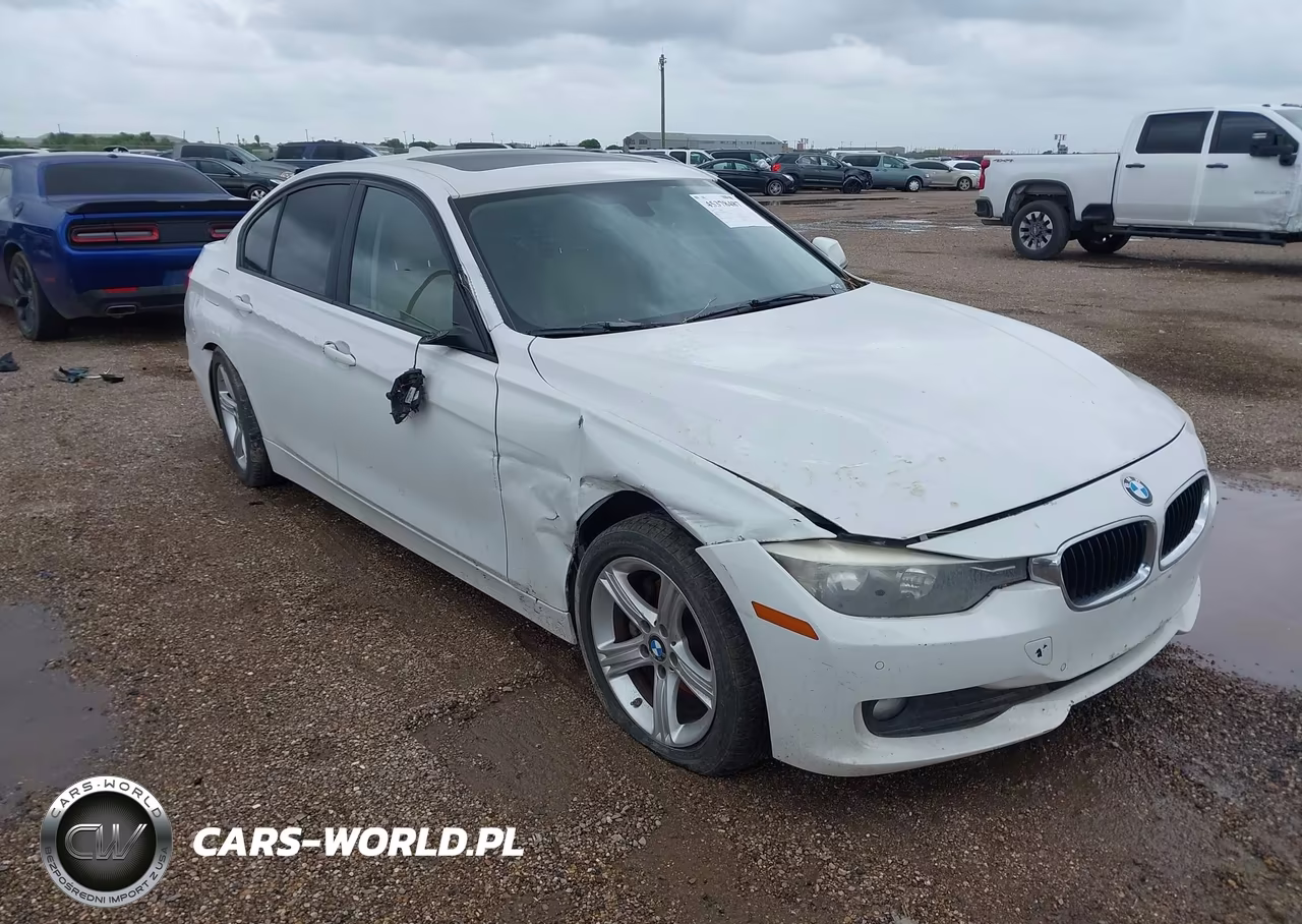 2014 BMW 320I – zdjęcie 1 z 12