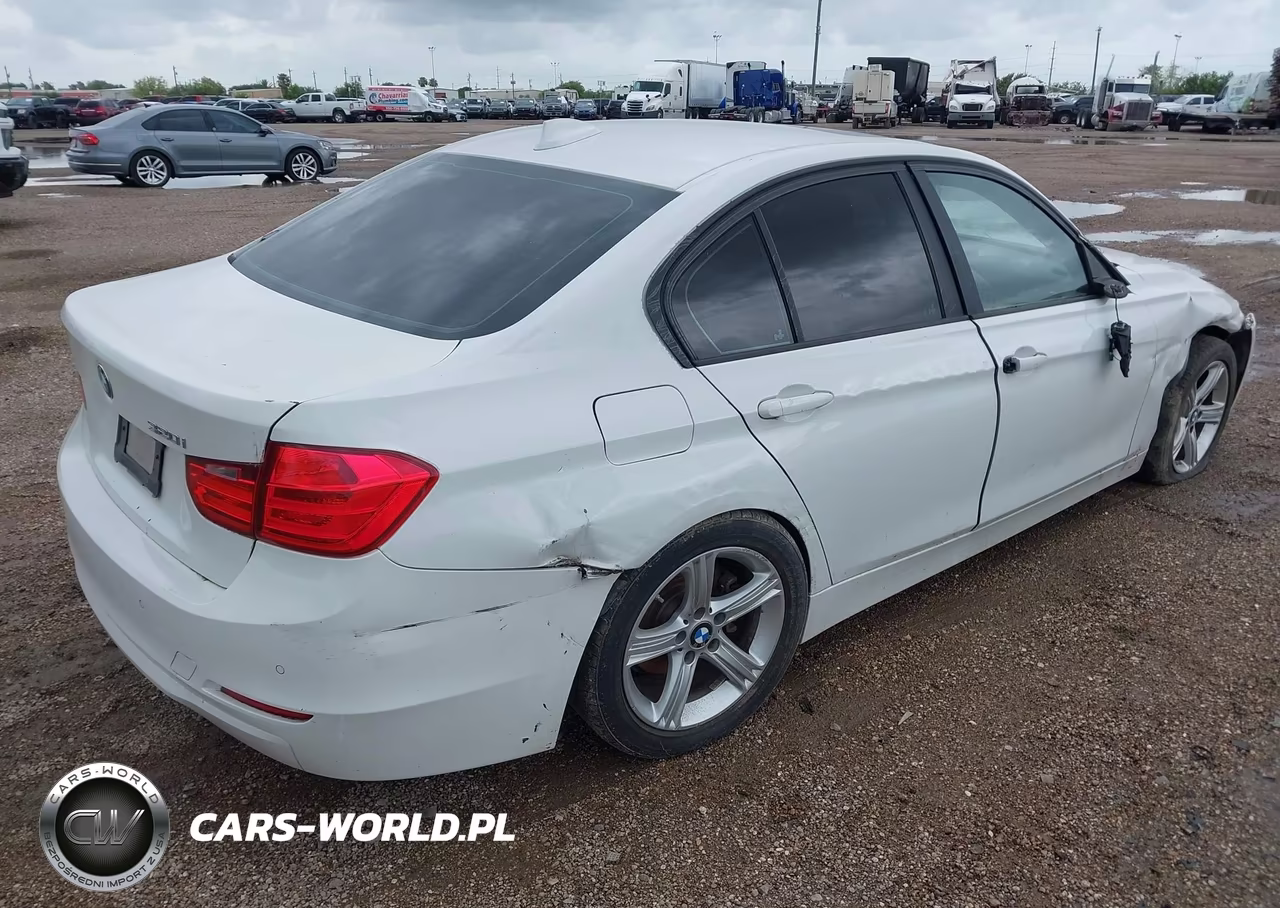 2014 BMW 320I VIN:WBA3B1G55ENT00199 - 4