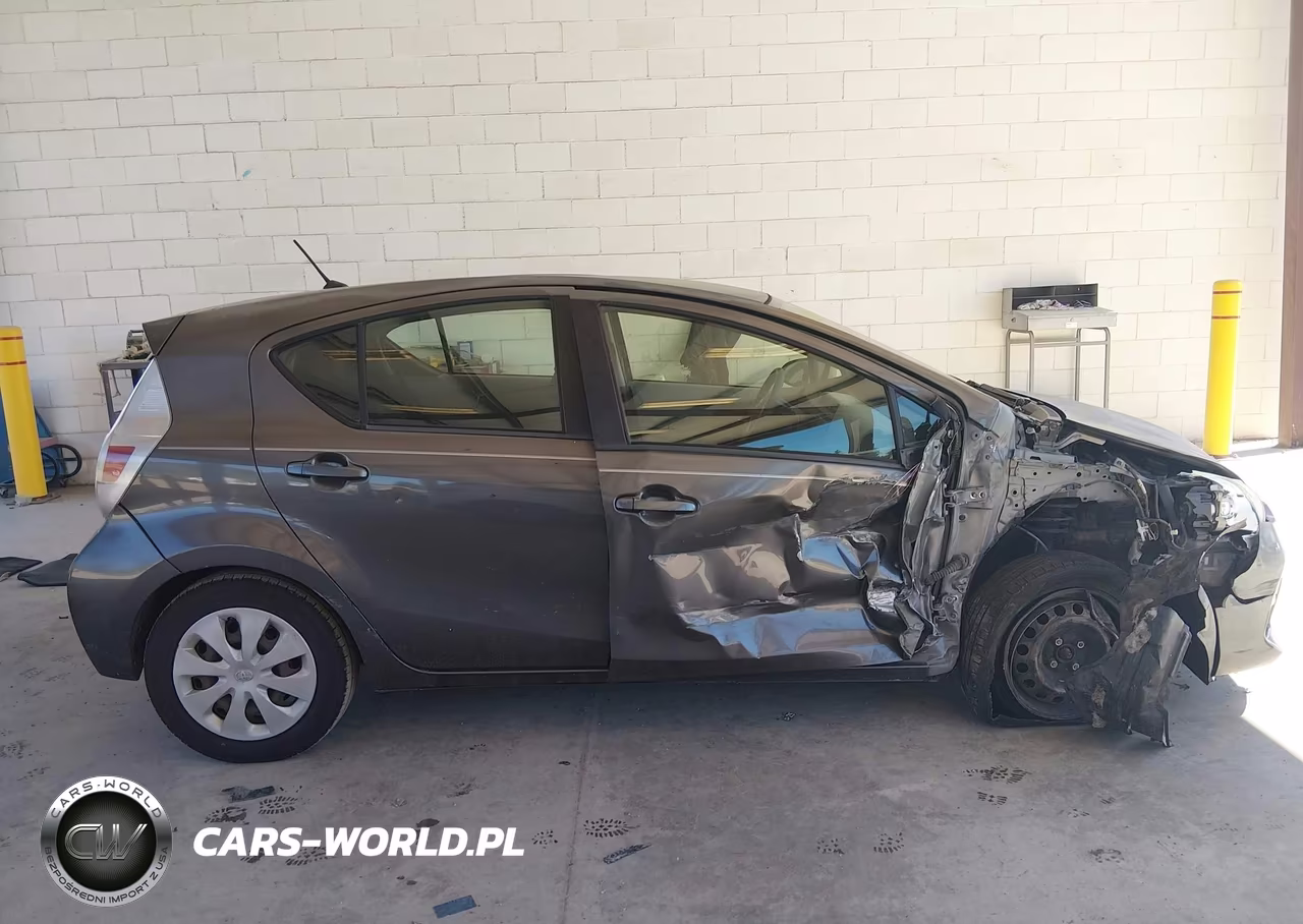 2012 Toyota Prius C Two VIN:JTDKDTB31C1022982 - 14