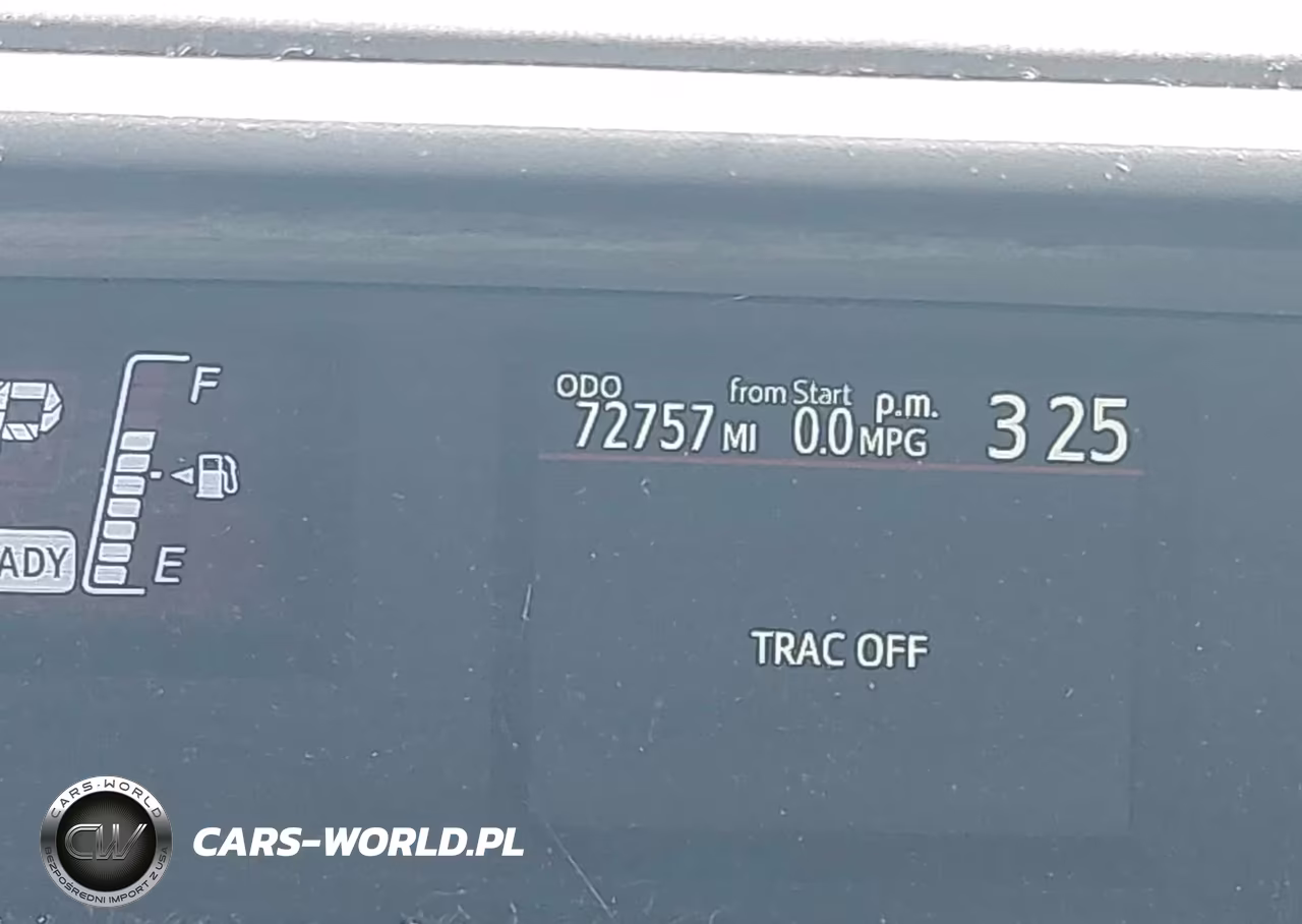 2016 Toyota Prius C Two VIN:JTDKDTB34G1122306 - 16