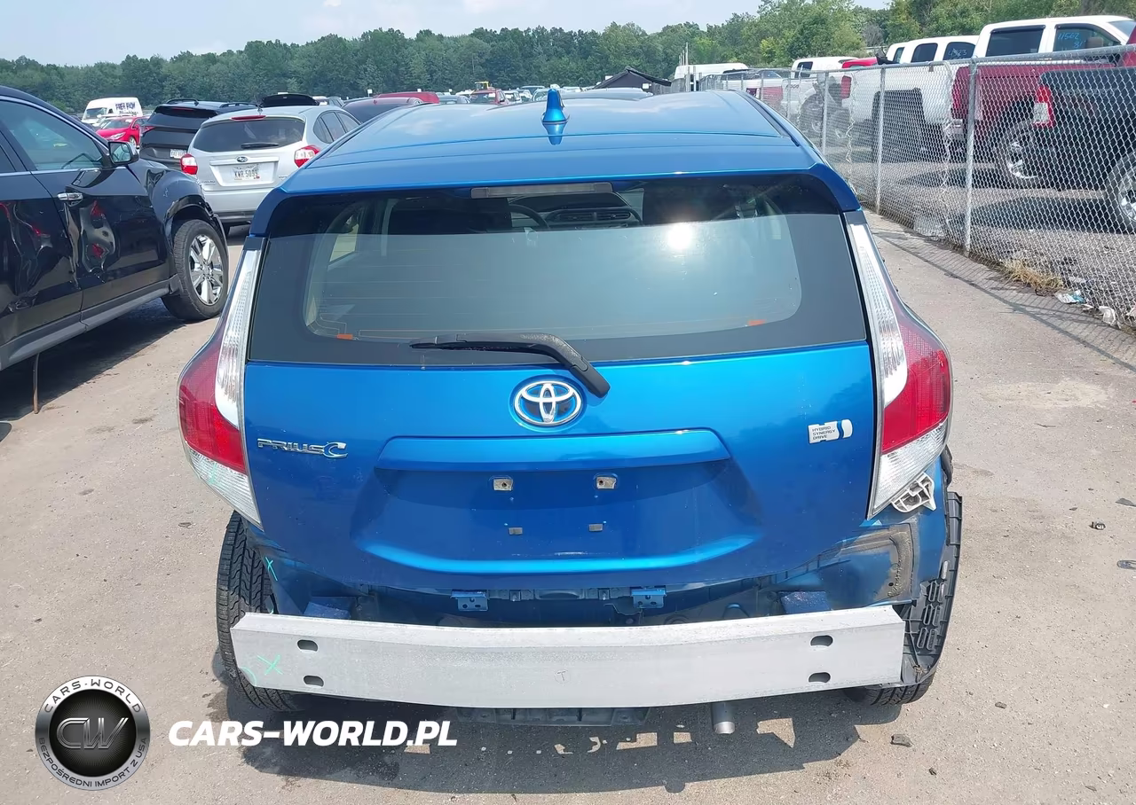 2016 Toyota Prius C Two VIN:JTDKDTB34G1122306 - 17
