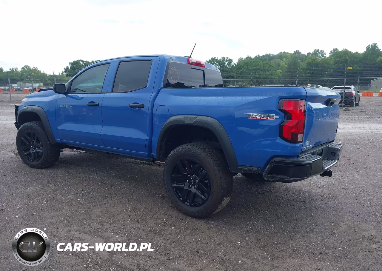 2025 Chevrolet Colorado 4Wd Trail Boss VIN:1GCPTEEKXS1176399 - 3
