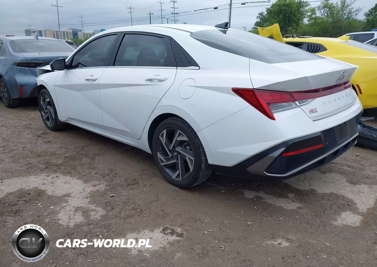 2024 Hyundai Elantra Limited VIN:KMHLP4DG5RU743004 - 3