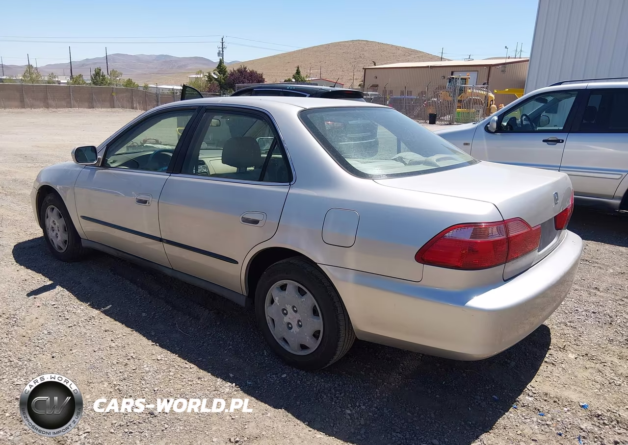 1999 Honda Accord Lx VIN:JHMCG5546XC018852 - 3