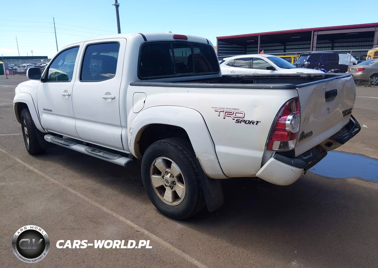 2010 Toyota Tacoma Prerunner V6 VIN:3TMJU4GN7AM094183 - 3