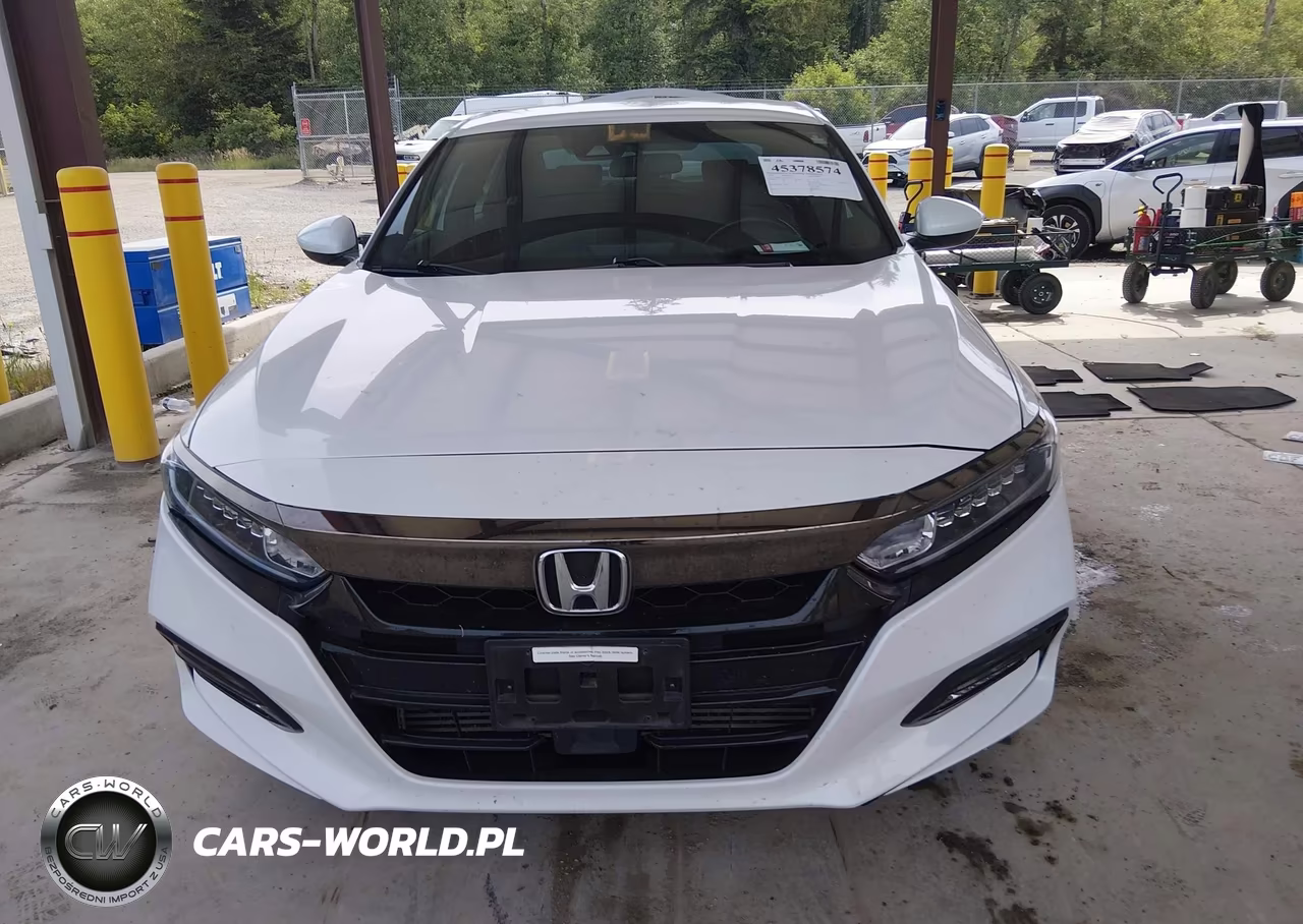 2018 Honda Accord Sport VIN:1HGCV1F31JA160357 - 13
