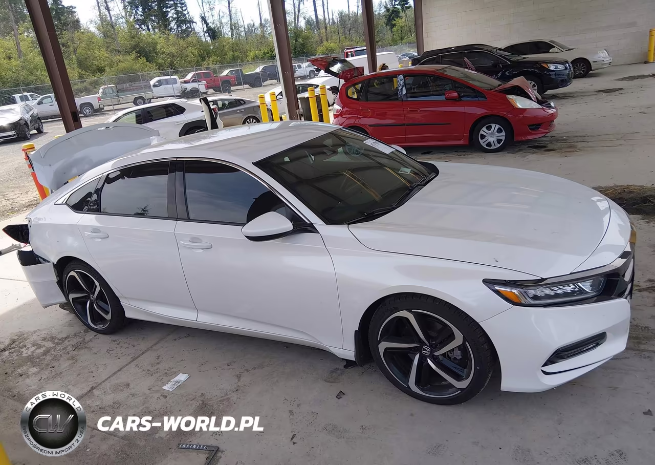 2018 Honda Accord Sport VIN:1HGCV1F31JA160357 - 14