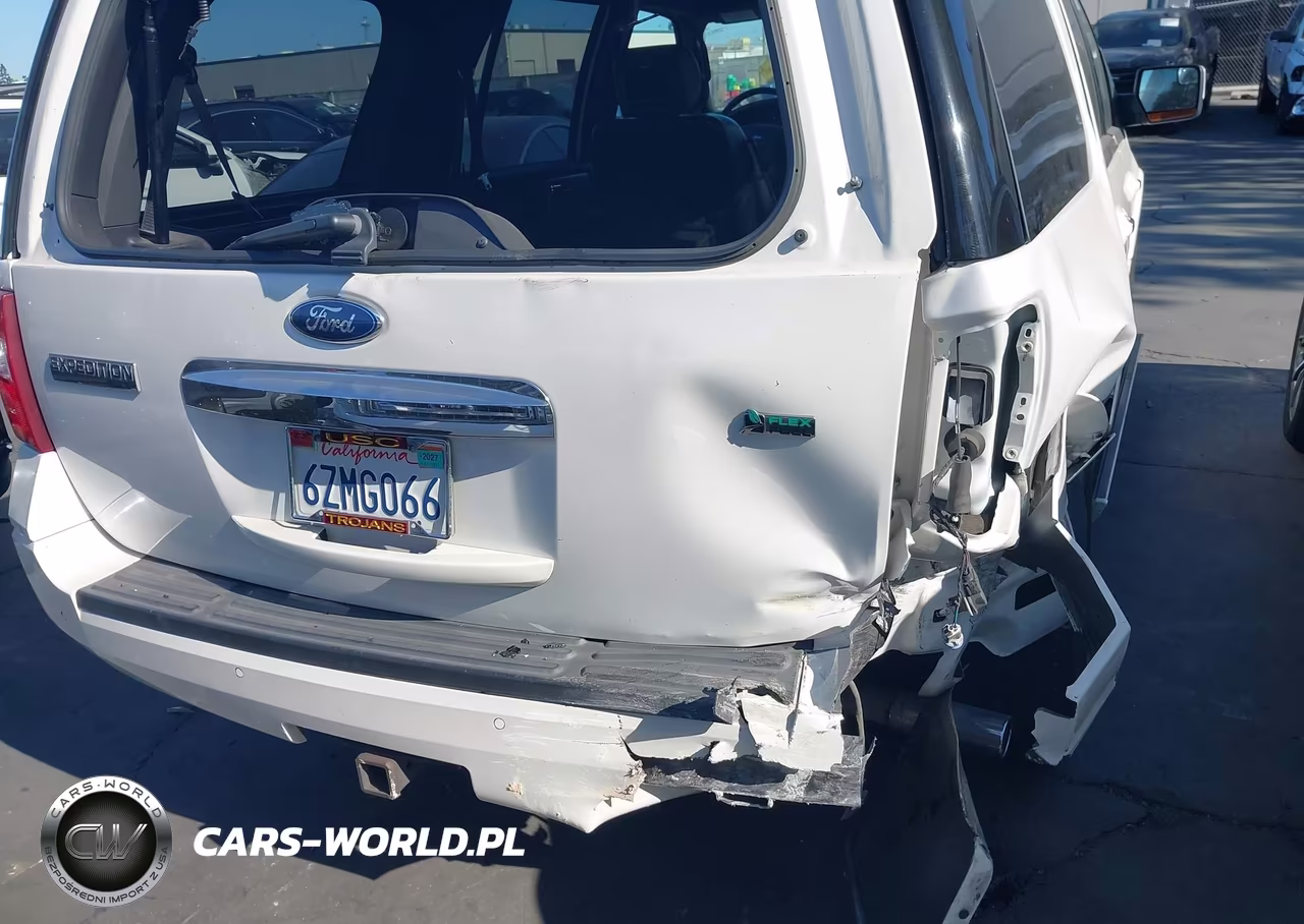 2012 Ford Expedition Limited VIN:1FMJU2A51CEF16787 - 12