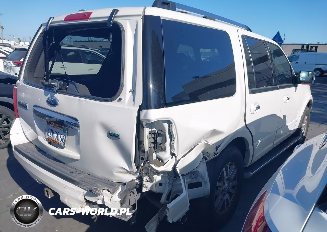 2012 Ford Expedition Limited VIN:1FMJU2A51CEF16787 - 4