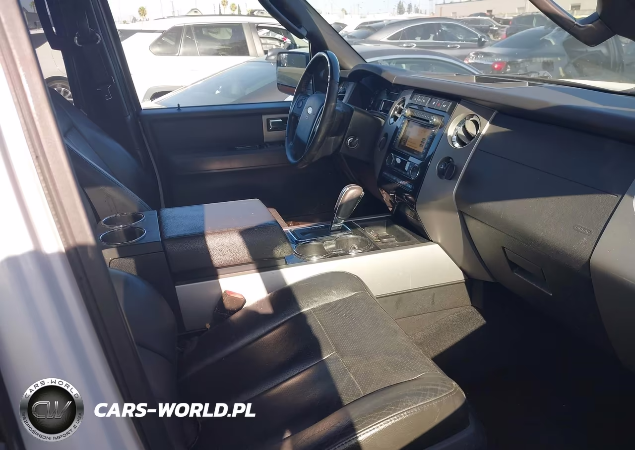 2012 Ford Expedition Limited VIN:1FMJU2A51CEF16787 - 5