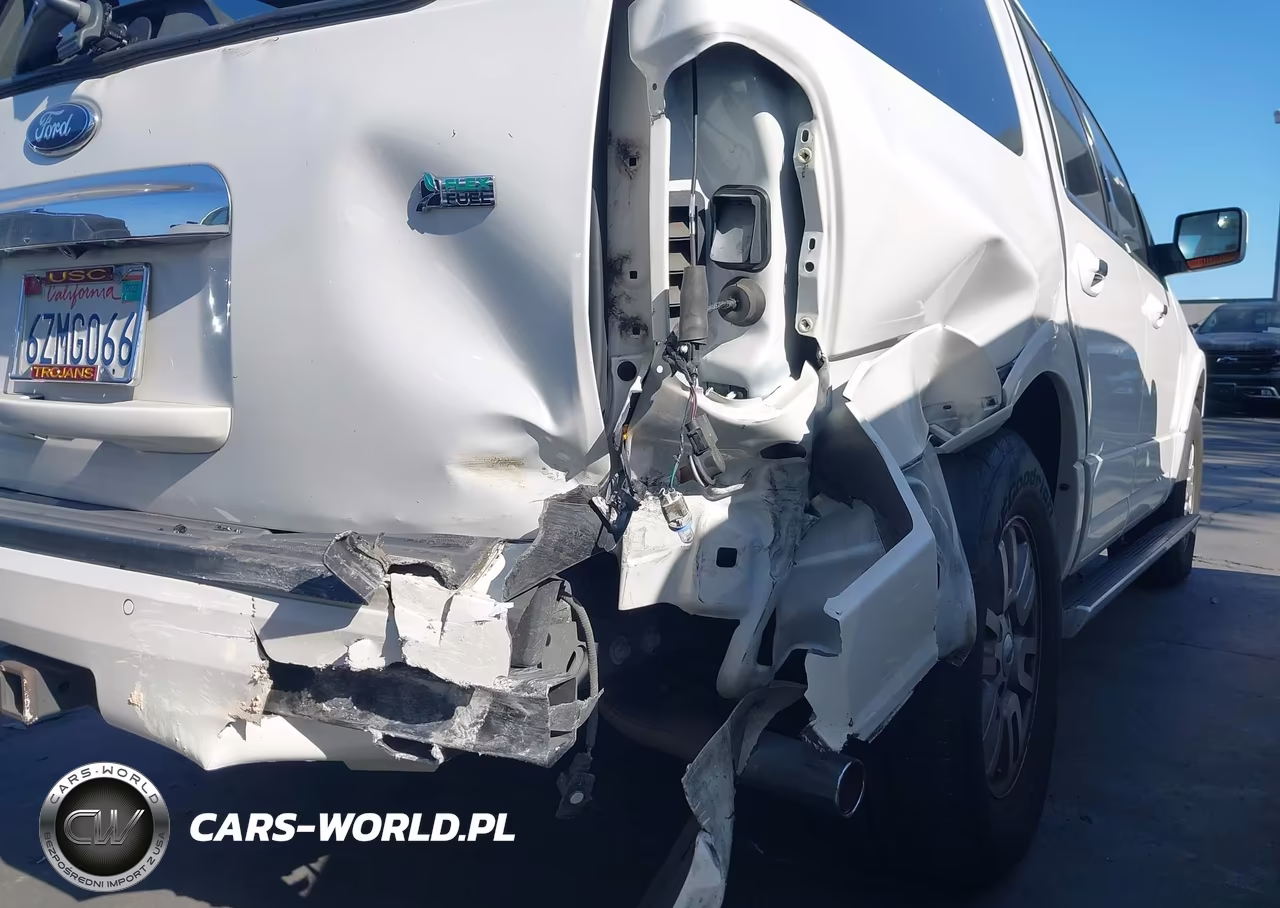 2012 Ford Expedition Limited VIN:1FMJU2A51CEF16787 - 6