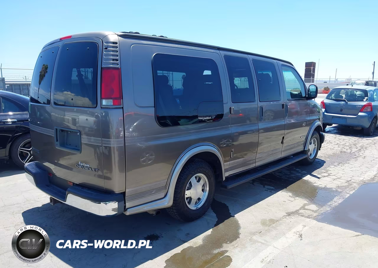 2002 Chevrolet Express VIN:1GBFG15R021232800 - 4