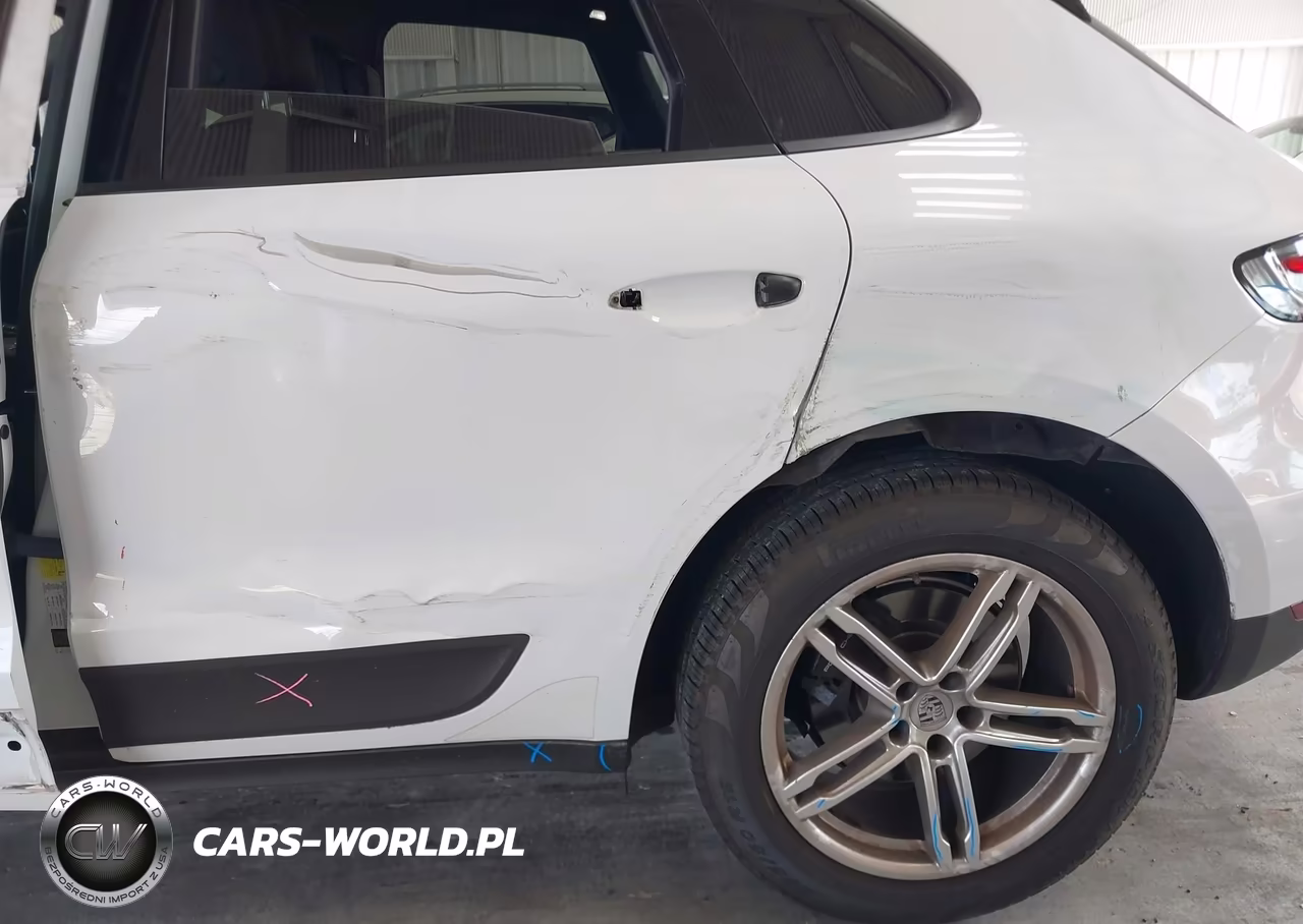 2021 Porsche Macan VIN:WP1AA2A51MLB06290 - 22