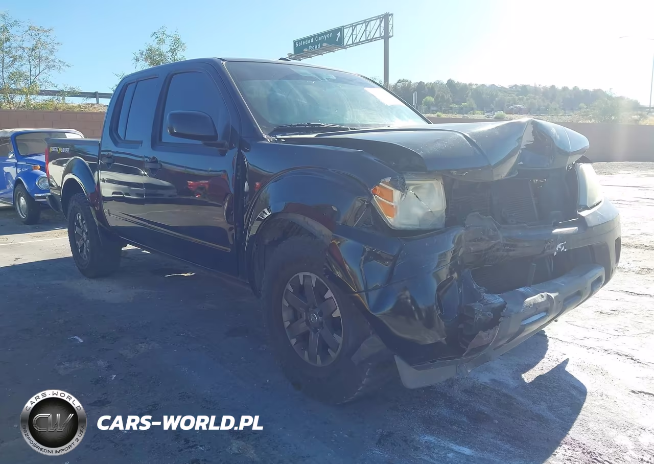 2015 Nissan Frontier Desert Runner