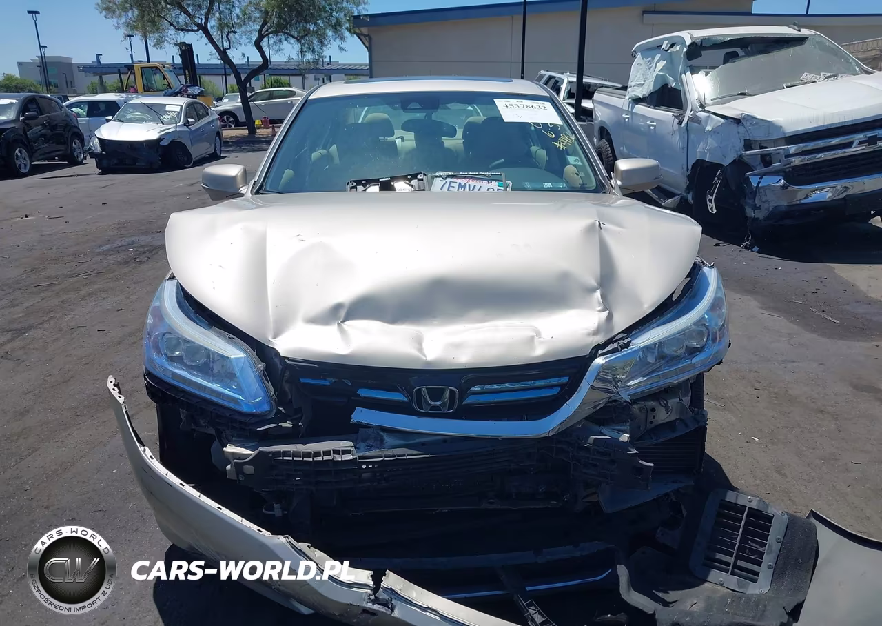 2014 Honda Accord Hybrid Touring VIN:1HGCR6F70EA004482 - 12