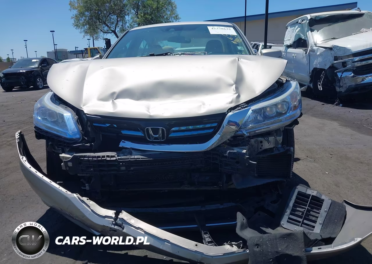 2014 Honda Accord Hybrid Touring VIN:1HGCR6F70EA004482 - 6